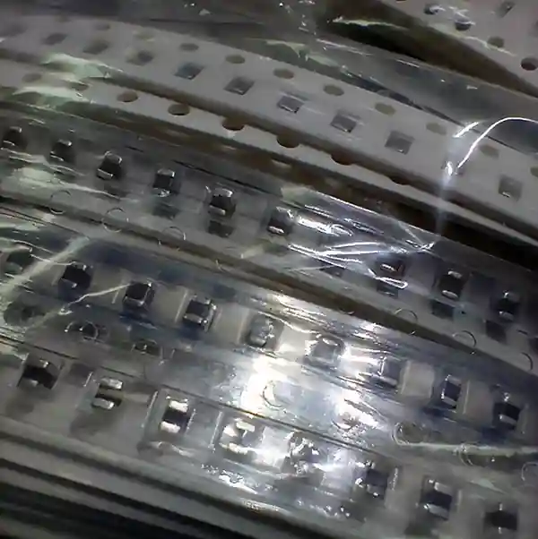 1206 SMD capacitors